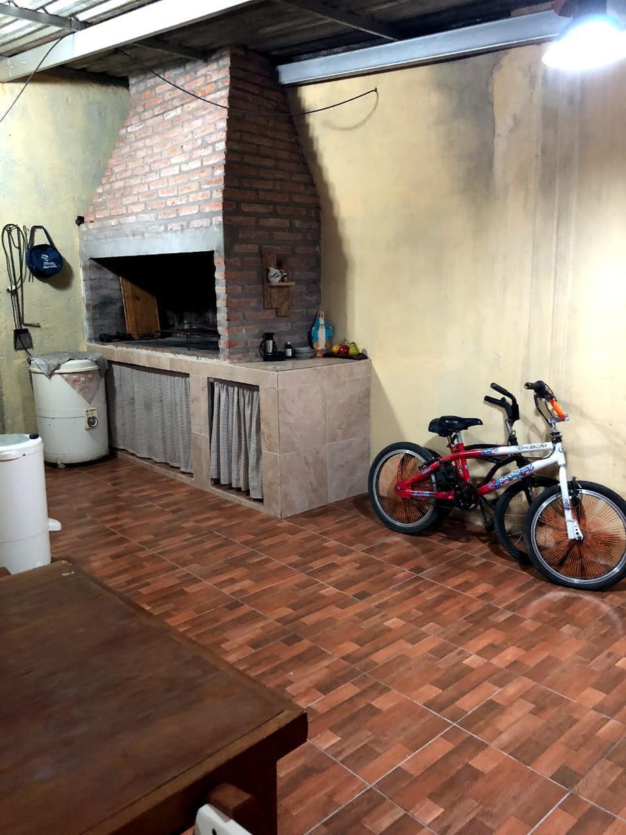 Casa en Capitan Bermudez 2
