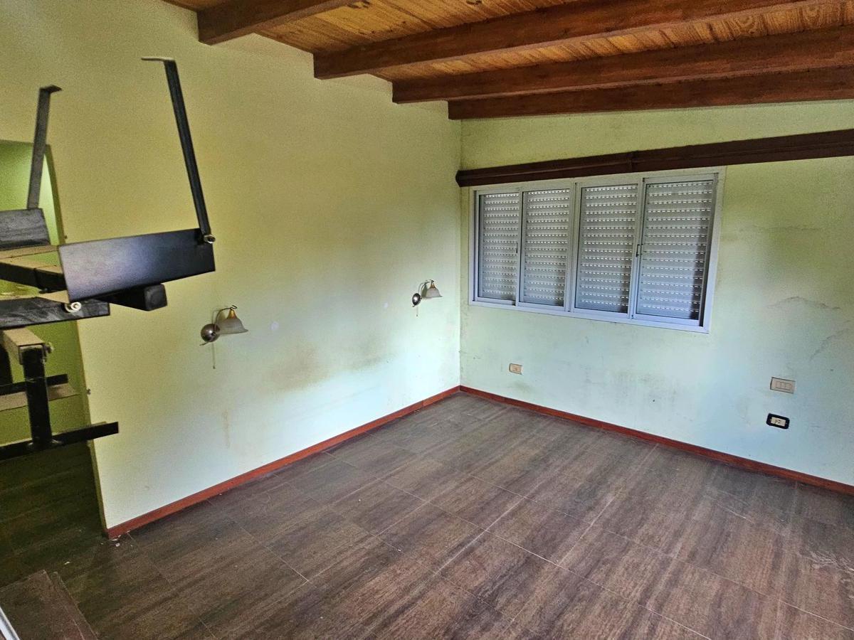 Casa con Galpón en Ricardone 1