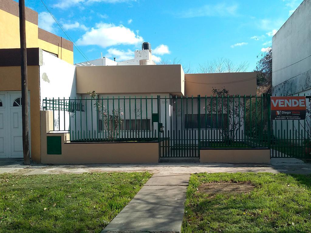 Casa de 2 Dormitorios en San Lorenzo.