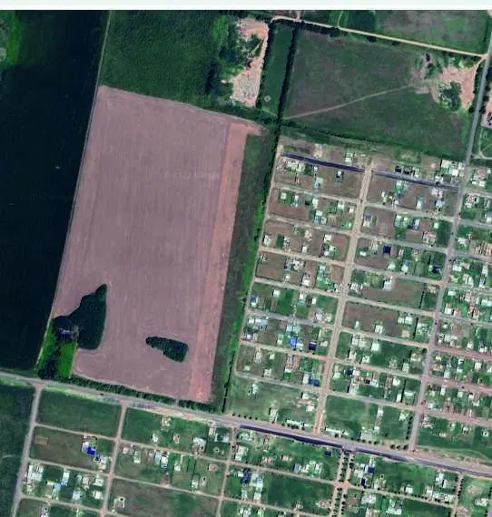 Terreno en Puerto Gral. San Martin 5