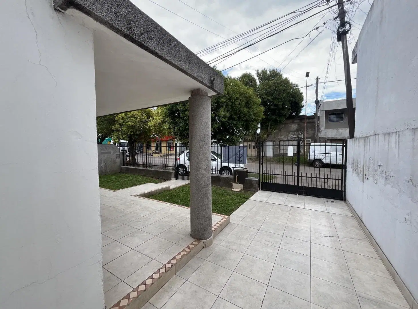 Casa de 2 dormitorios en venta en Fray Luis Beltrán 8