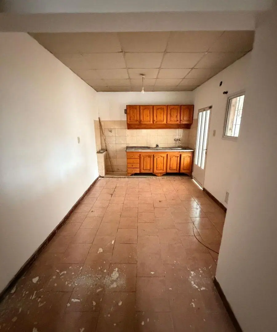 Casa en excelente ubicación en San Lorenzo 4