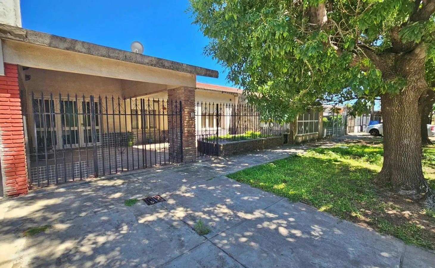 Casa de 2 Dormitorios en barrio tranquilo de San Lorenzo. 4