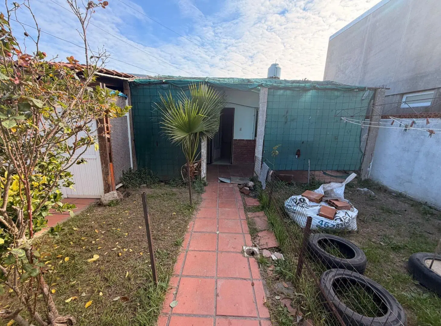 Casa de 3 Dormitorios en San Lorenzo. Oportunidad. 8