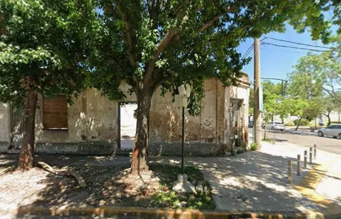 Terreno en excelente ubicación en Puerto Gral. San Martín 4