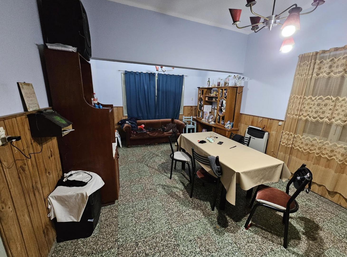 Foto de Amplia casa de 3 Dormitorios en barrio tranquilo de Capitan Bermudez., imagen 5
