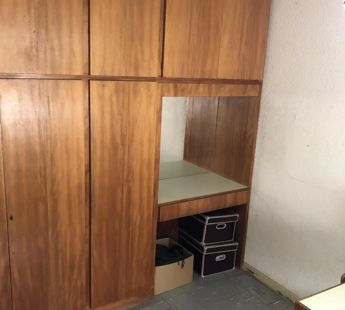 Casa de 3 Dormitorios, amplio jardín y gran potencial en San Lorenzo. Oportunidad. 5