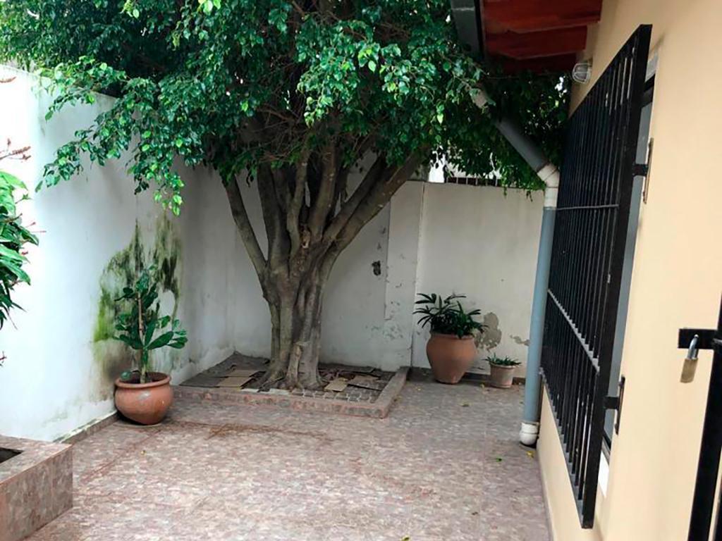 Foto de Casa interna de 3 Dormitorios en zona centro San Lorenzo., imagen 3