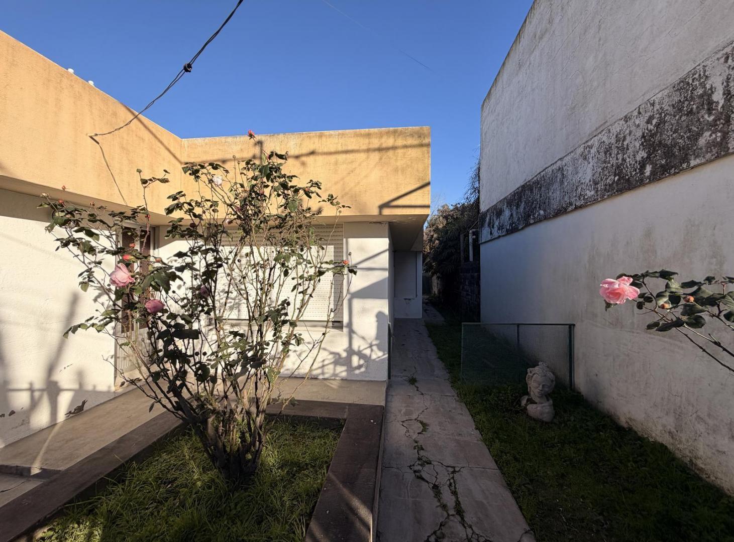 Foto de Casa de 2 Dormitorios en San Lorenzo., imagen 3