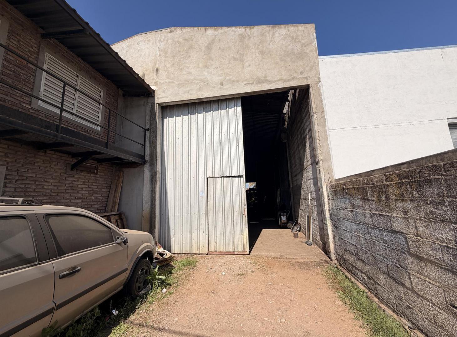 Foto de Galpón en venta en Ricardone, imagen 2