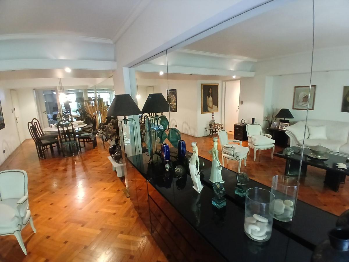 Venta de Departamento 4 Ambientes con Cochera 4