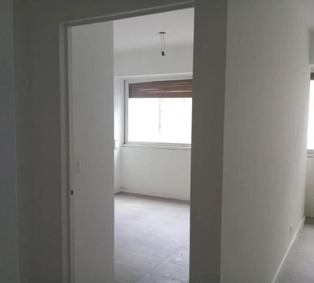 Foto de VENTA DEPARTAMENTO RETIRO 2 AMBIENTES APTO PROFESIONAL, imagen 3
