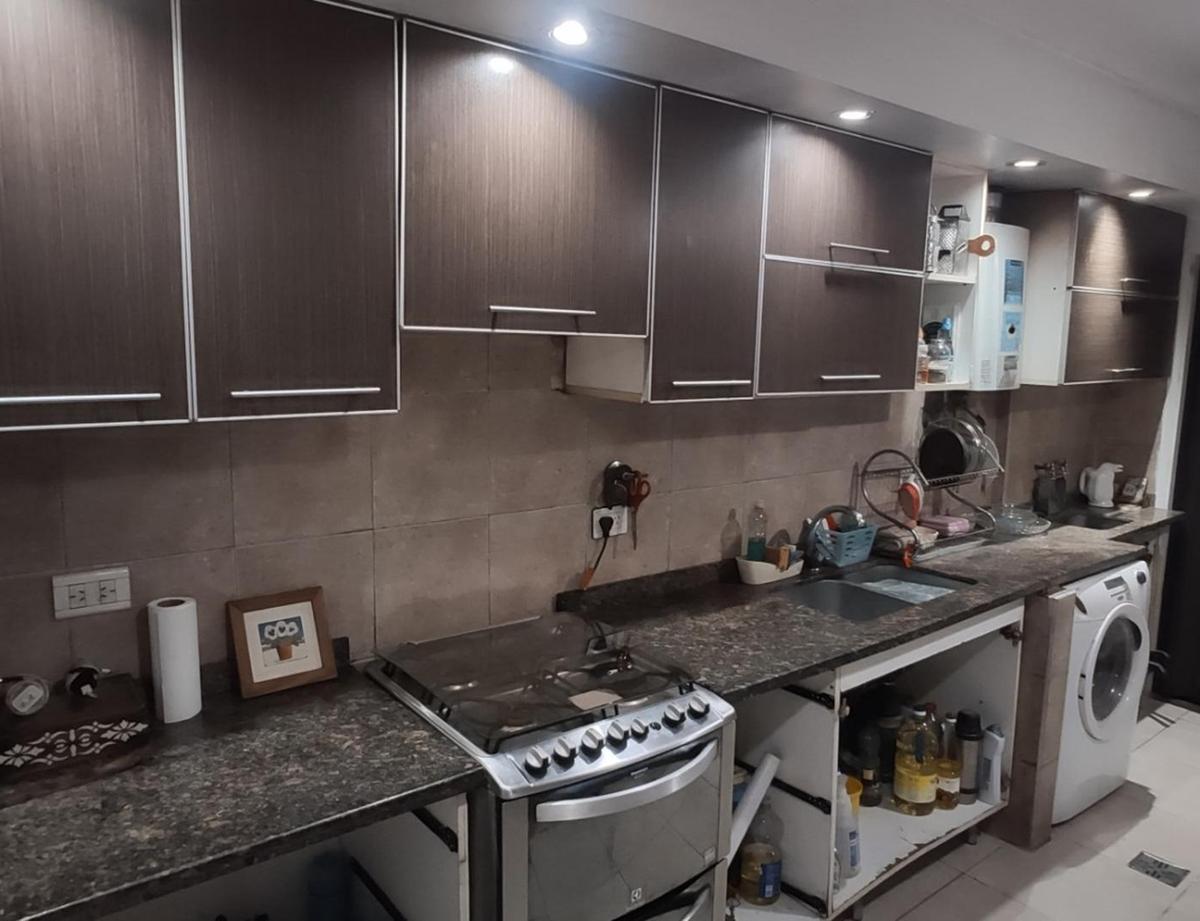 Departamento de 3 Ambientes Al Frente C/ Dep y Cochera 2