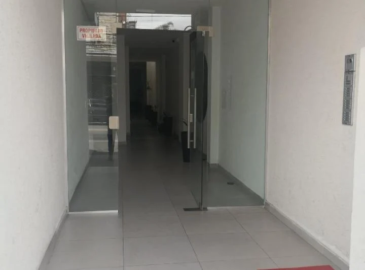 2 AMBIENTES CON terraza privada   Devoto 4