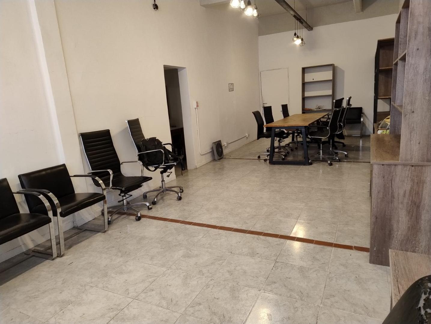 Foto de Local-Deposito con Oficinas, imagen 5