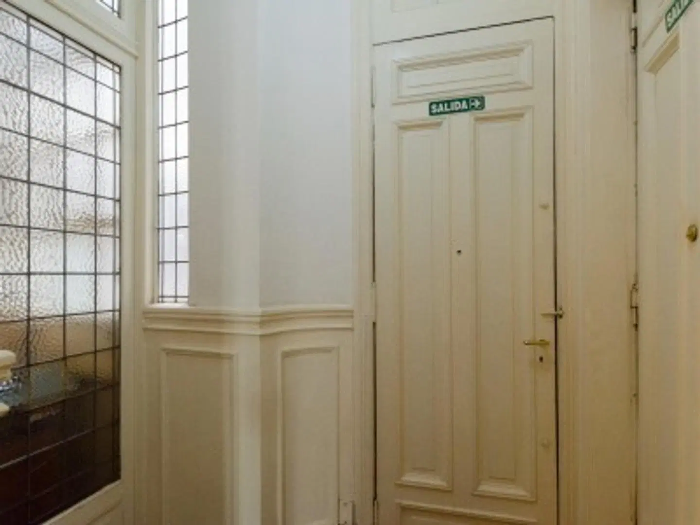Departamento de Categoría Callao y Corrientes 11 ambientes 2