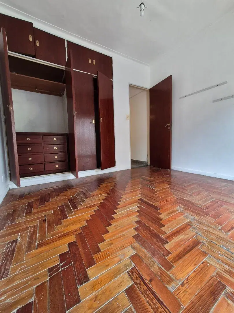 PH 4 ambientes mas terraza propia y cochera Colegiales 3