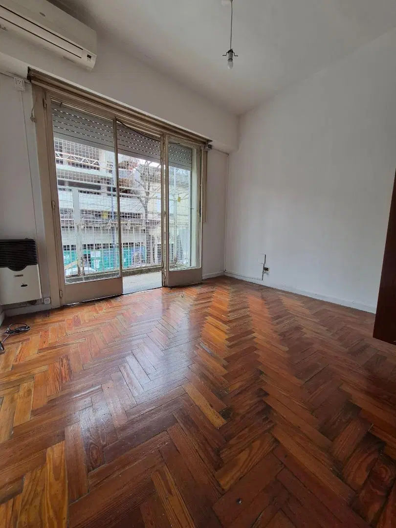 PH 4 ambientes mas terraza propia y cochera Colegiales 5