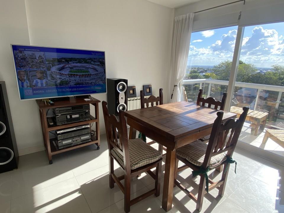 Semipiso 3 Amb. Balcón. Cochera. Vista Abierta. Vista Al Mar. Bvd. Golf. 5