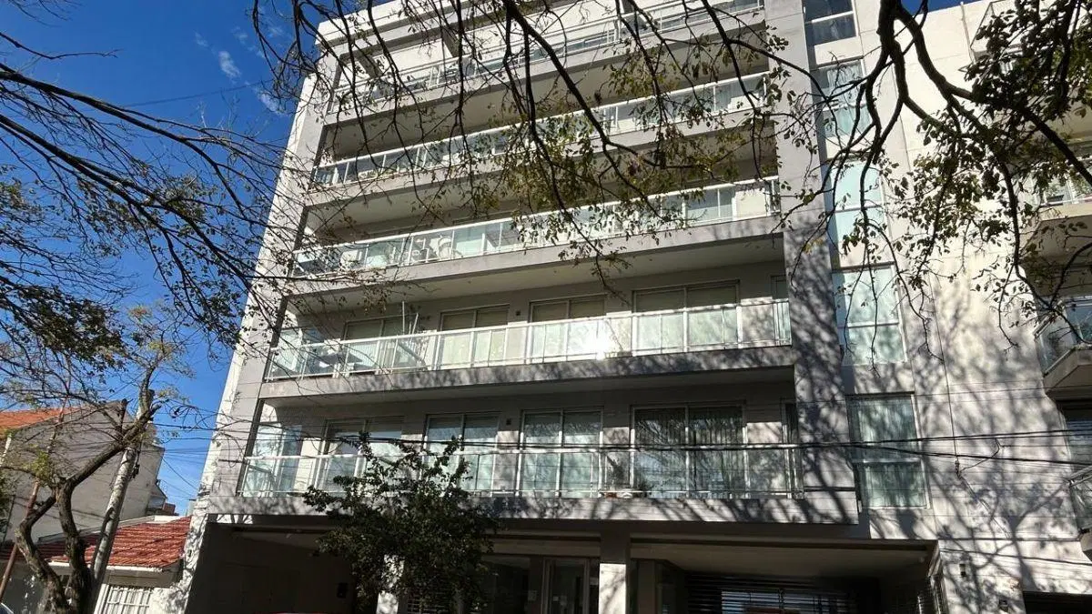 Departamento en alquiler 24 meses. Monoambiente con cochera. 5