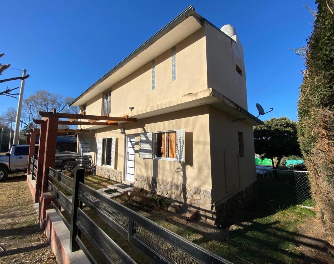 CASA CON PILETA EN VENTA | B° EL MIRADOR | SANTA ROSA DE CALAMUCHITA