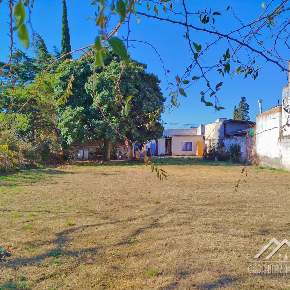 Santa Rita - Chalet Clásico con Piscina + Departamento 3