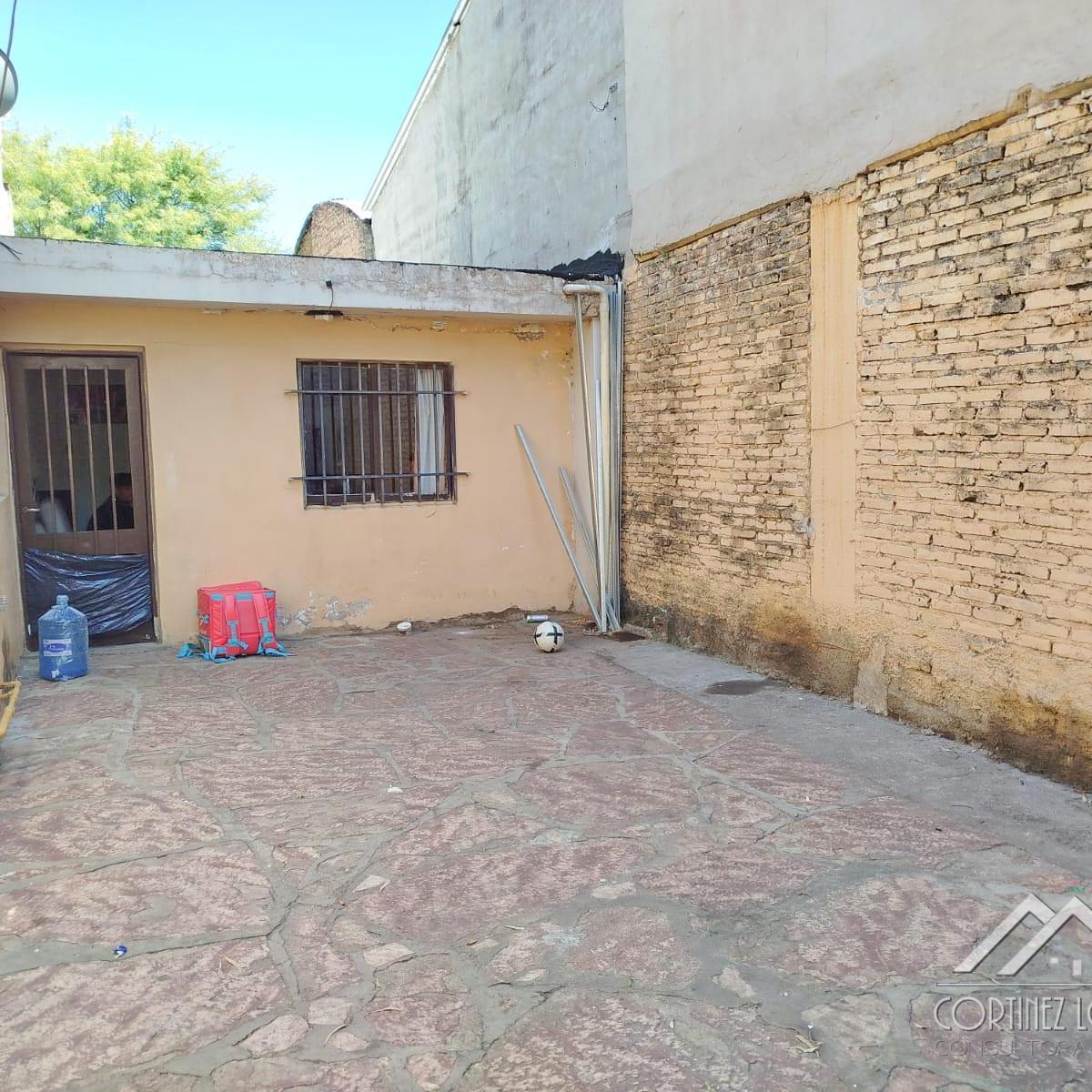 C248 - 2 Casas + Departamento, Sobre Av Principal 5