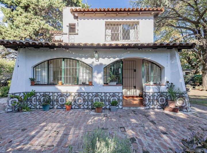 VENTA CASA QUINTA + PISCINA + PARQUE + DEPTO MERLO 3