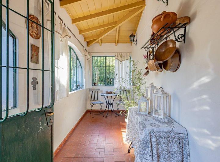 VENTA CASA QUINTA + PISCINA + PARQUE + DEPTO MERLO 5