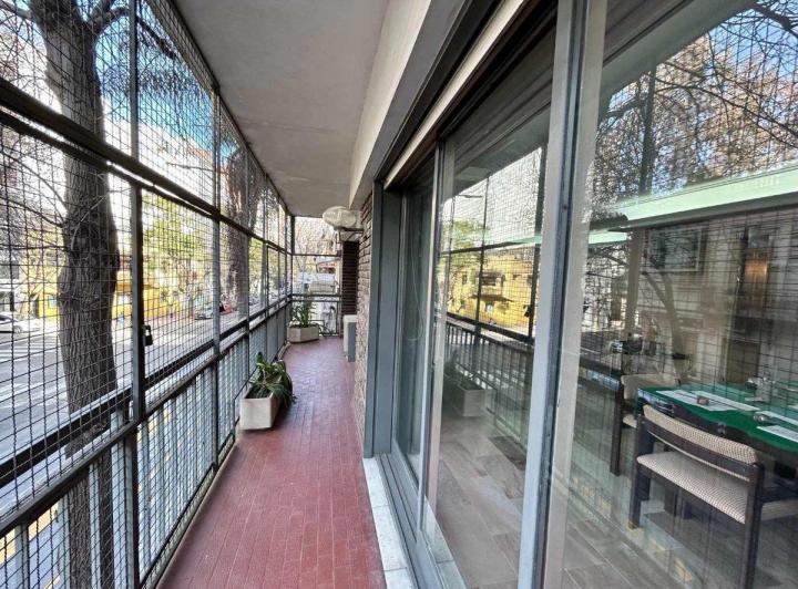 VENTA DEPTO. CABALLITO 4 AMB, DEPENDENCIA, COCHERA 3