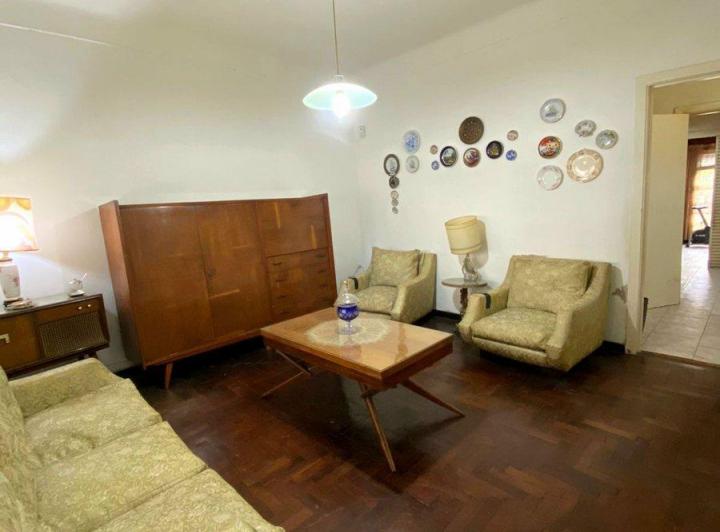 ALQUILER PH, 3 AMB, COCHERA, JARDIN, V. SARMIENTO 1
