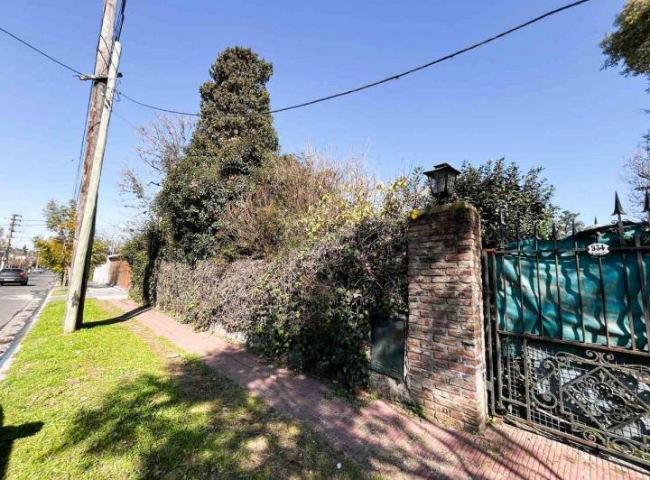 Casa en venta 5 amb.  Hurlingham BARRIO INGLES 3