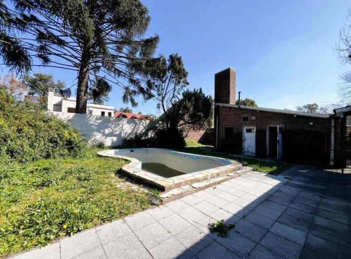 Casa en venta 5 amb.  Hurlingham BARRIO INGLES 5