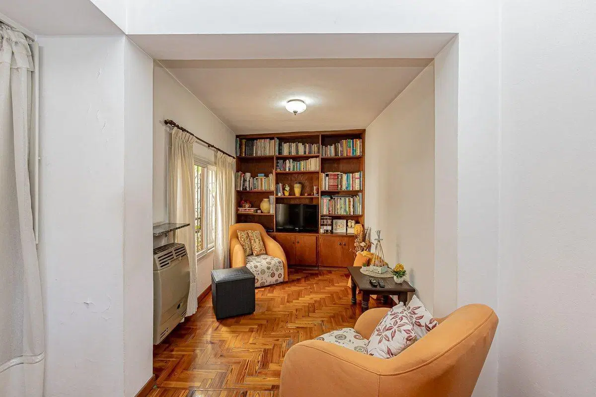 IMPECABLE Y AMPLIO PH EN VILLA SARMIENTO 2