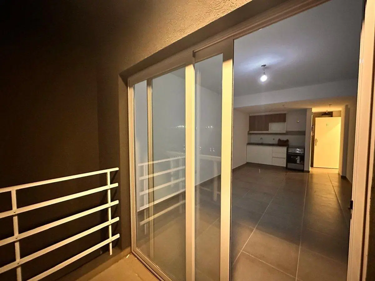 VENTA-MONOAMBIENTE- CIUDADELA. 5