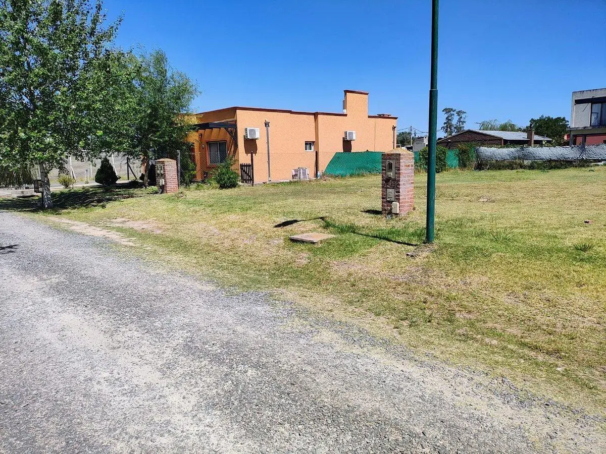 venta lote barrio Laguna Azul id/inv financia Prop 5