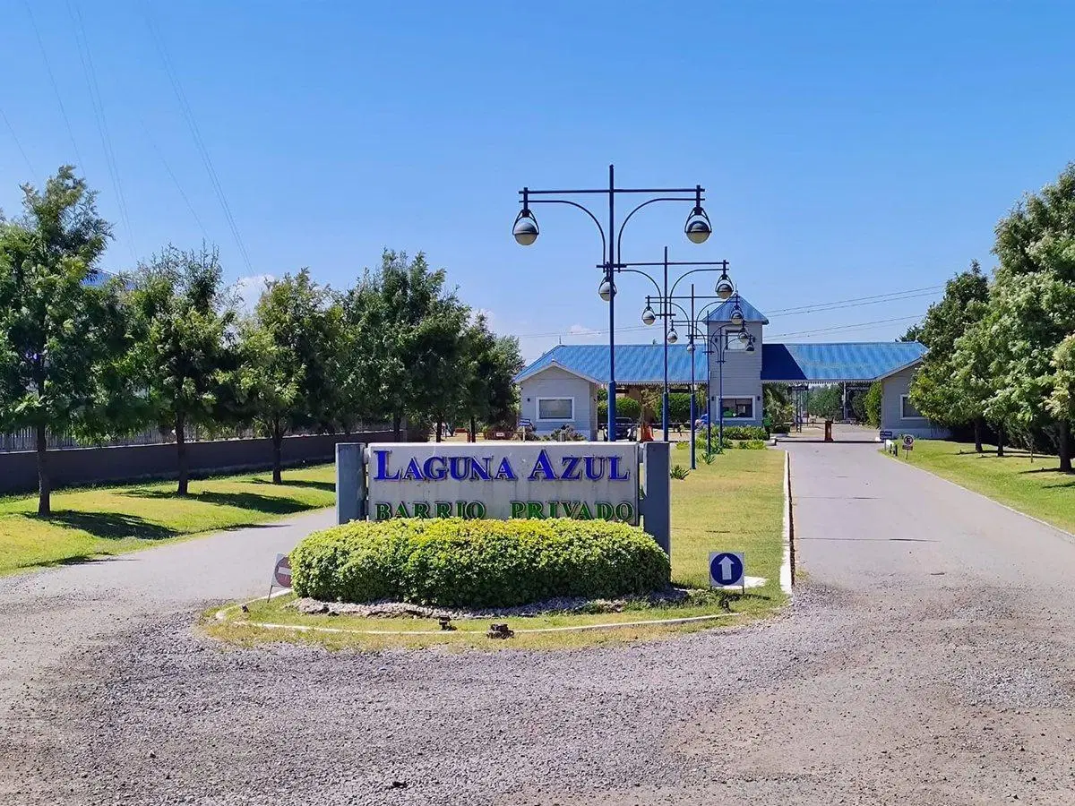 venta lote barrio Laguna Azul id/inv financia Prop 4