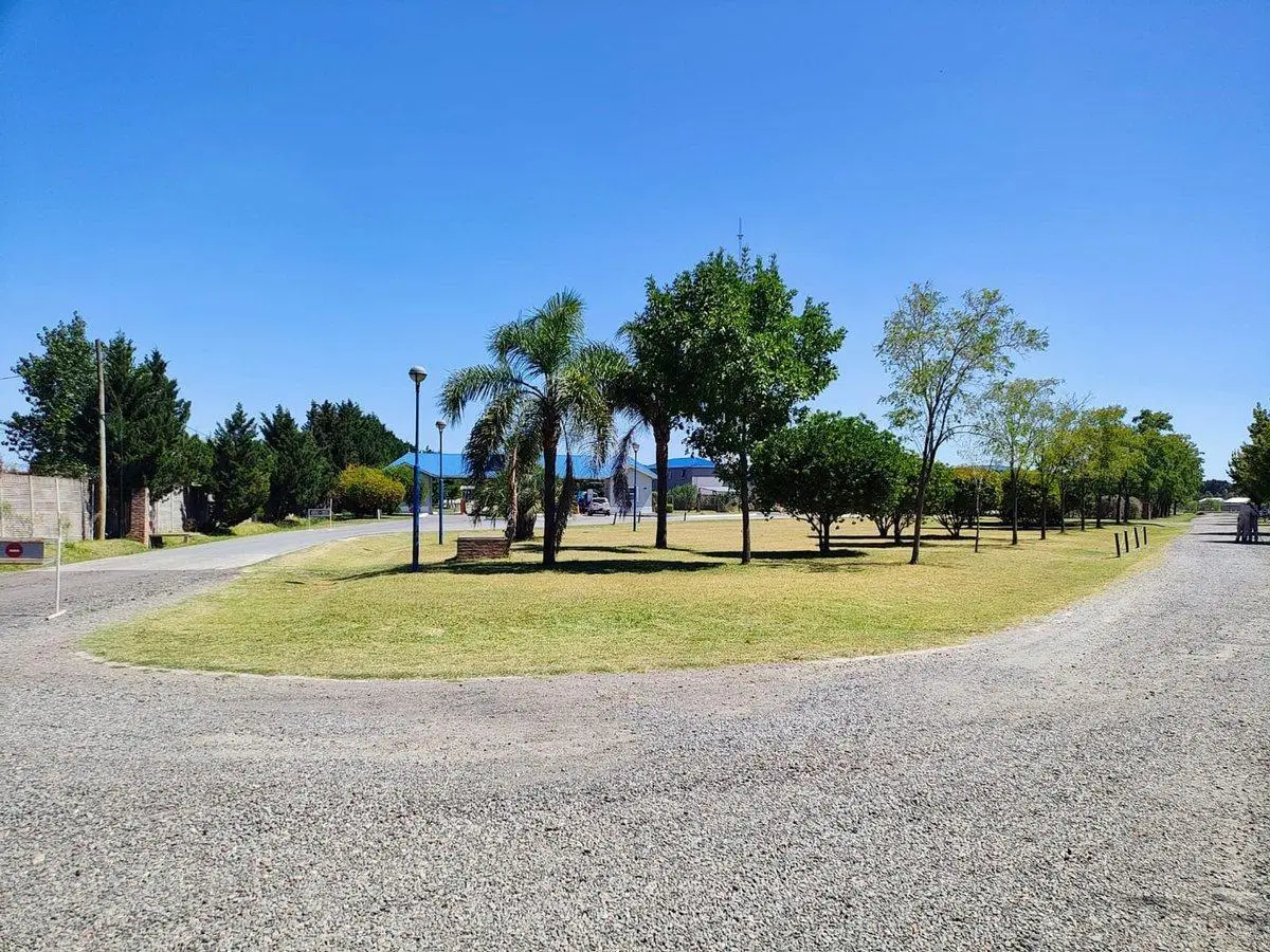 venta lote barrio Laguna Azul id/inv financia Prop 2