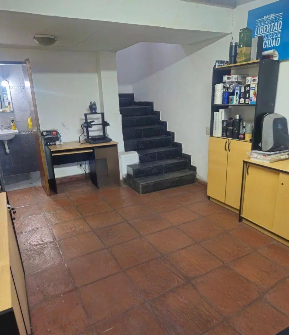 VENTA OFICINA 95m2 HAEDO 5