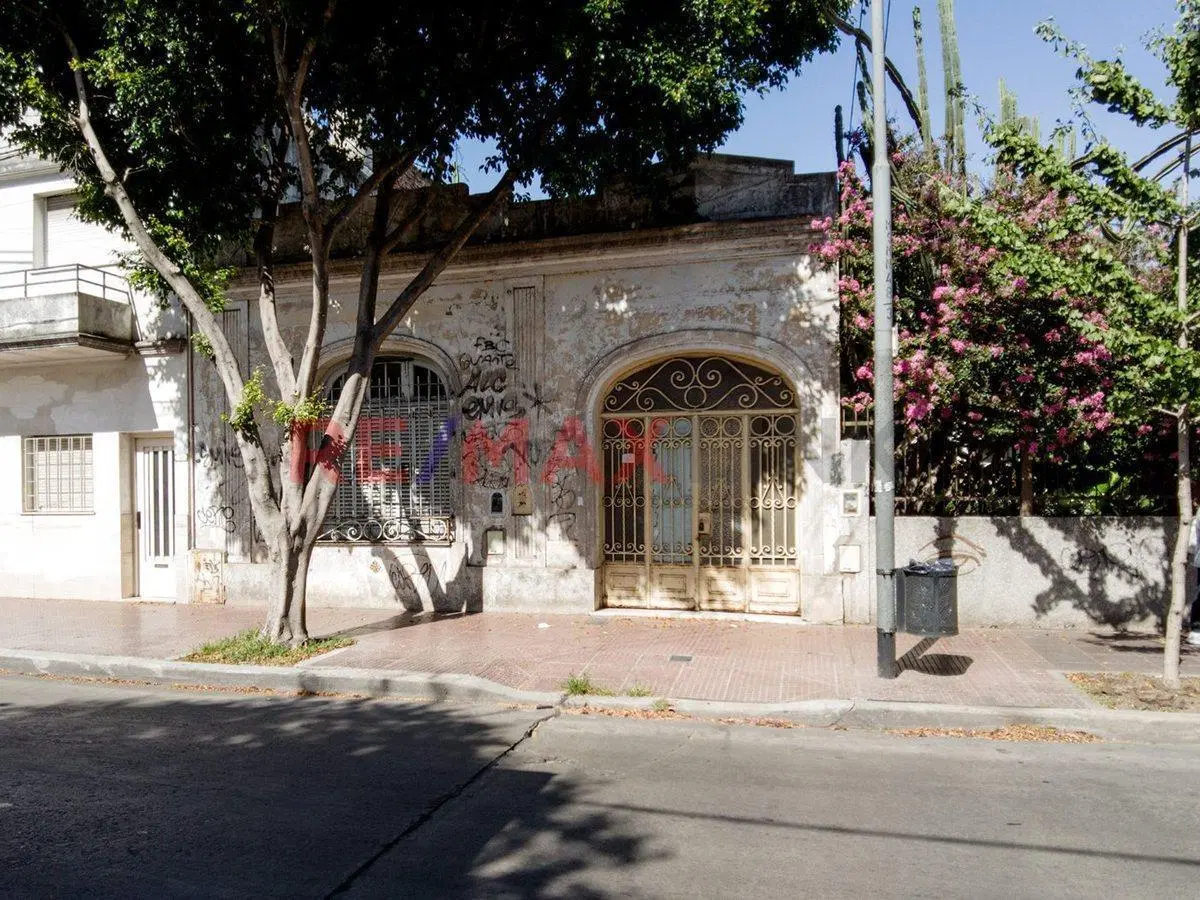 Venta Casa 4 Amb, Villa Ballester. Lote desarrollo 4