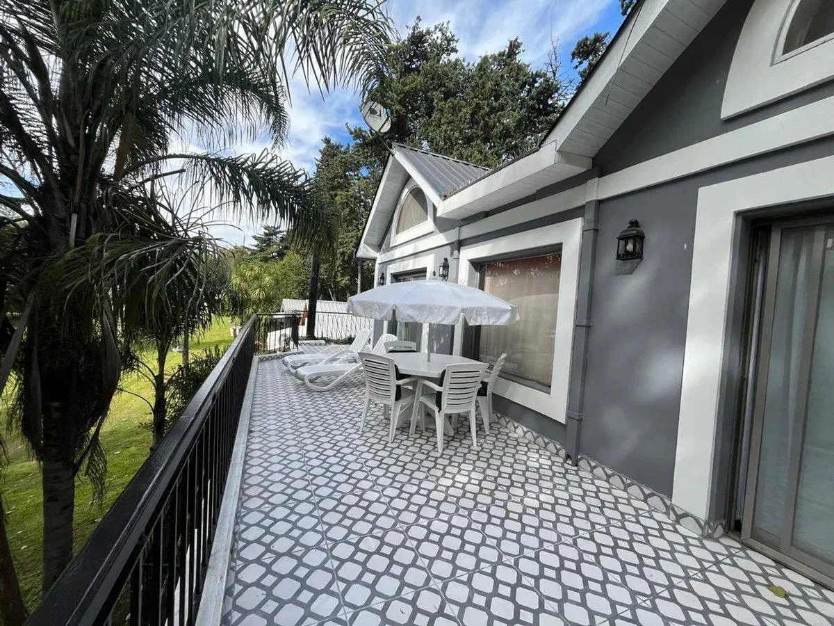 VENTA CASA 5 AMBIENTES - COMPLEJO TIEMPO LIBRE 3