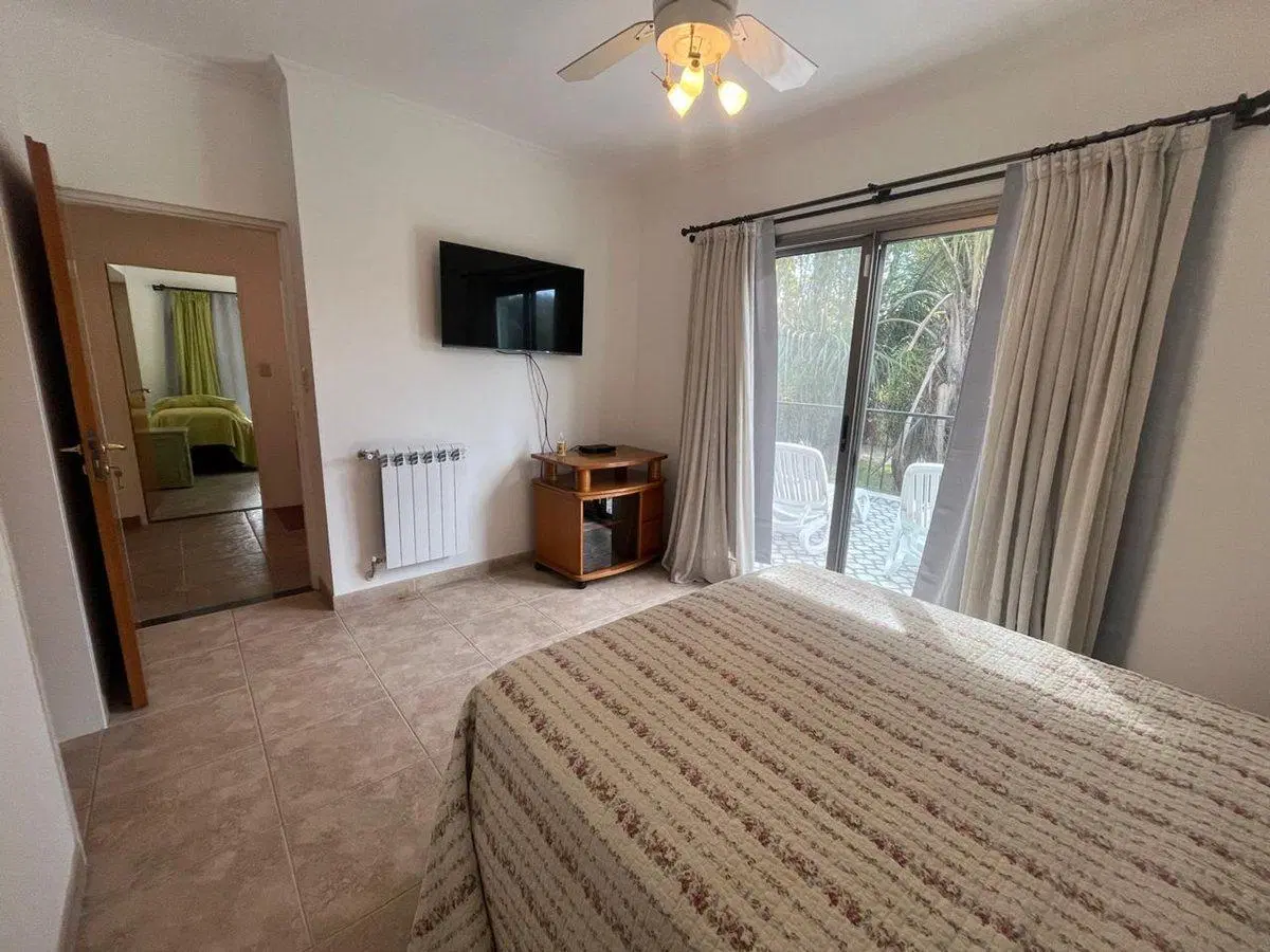 VENTA CASA 5 AMBIENTES - COMPLEJO TIEMPO LIBRE 2
