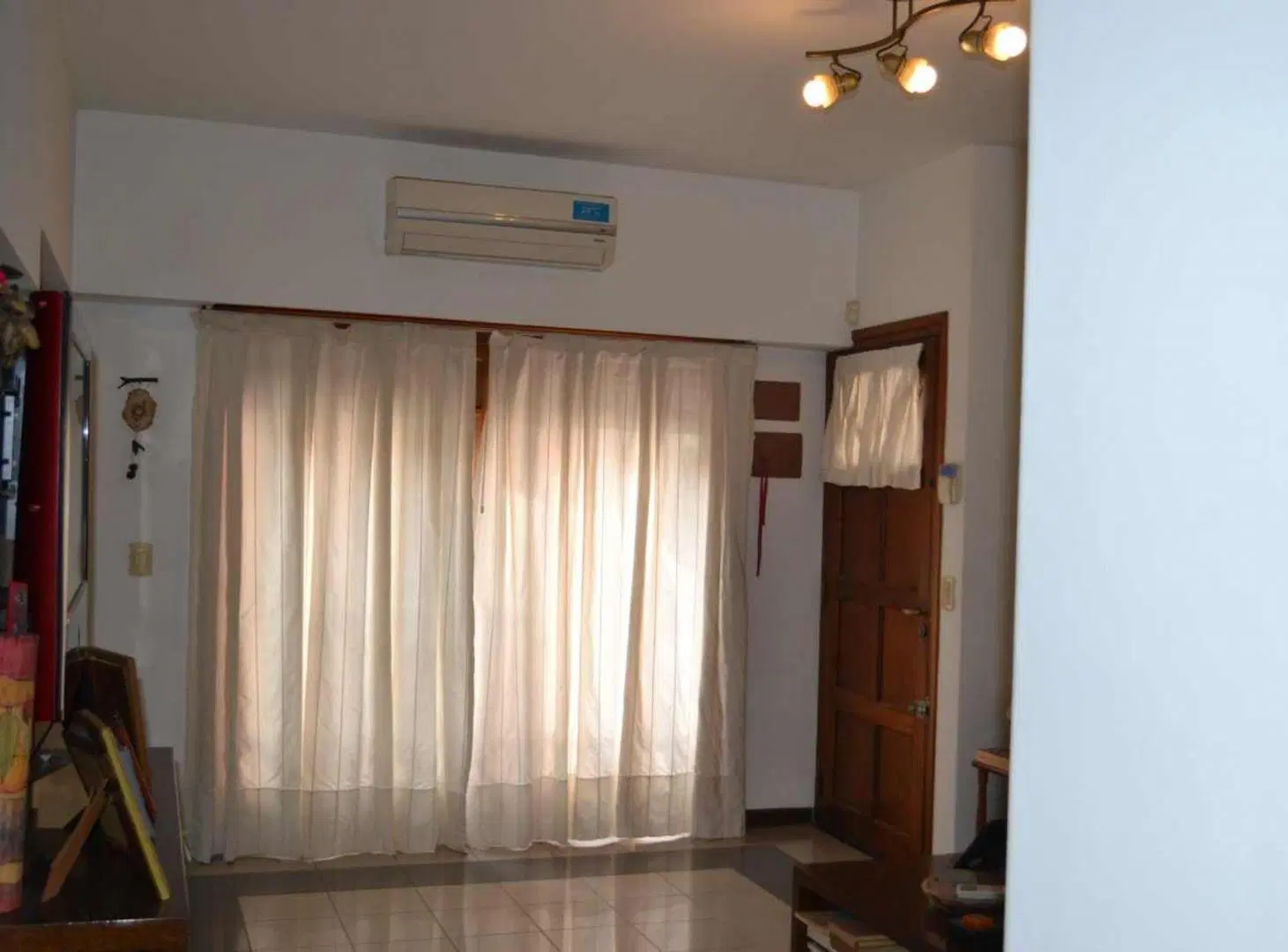 Venta Chalet  Con cochera ,PH Caseros Zona Oeste 4