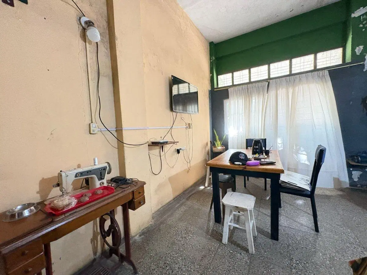 Venta Casa 6 ambientes cochera Rafael Castillo 2