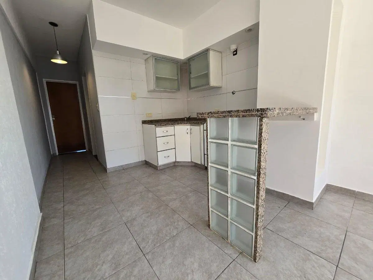 Venta  zona oeste Ramos Mejia  depto 2 Amb /balcon 3