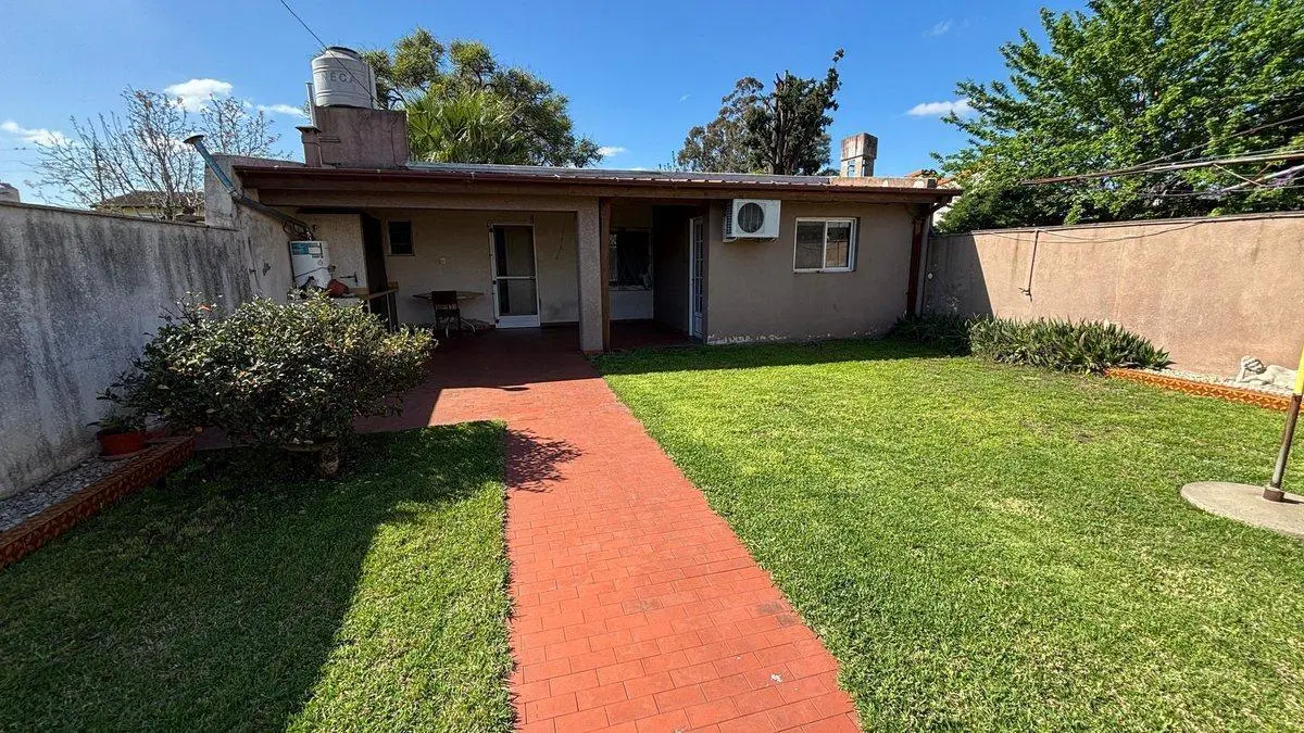 VENTA CASA 4AMB/LOCAL+ DPTO2AMB-MULTIFAMILIAR 4
