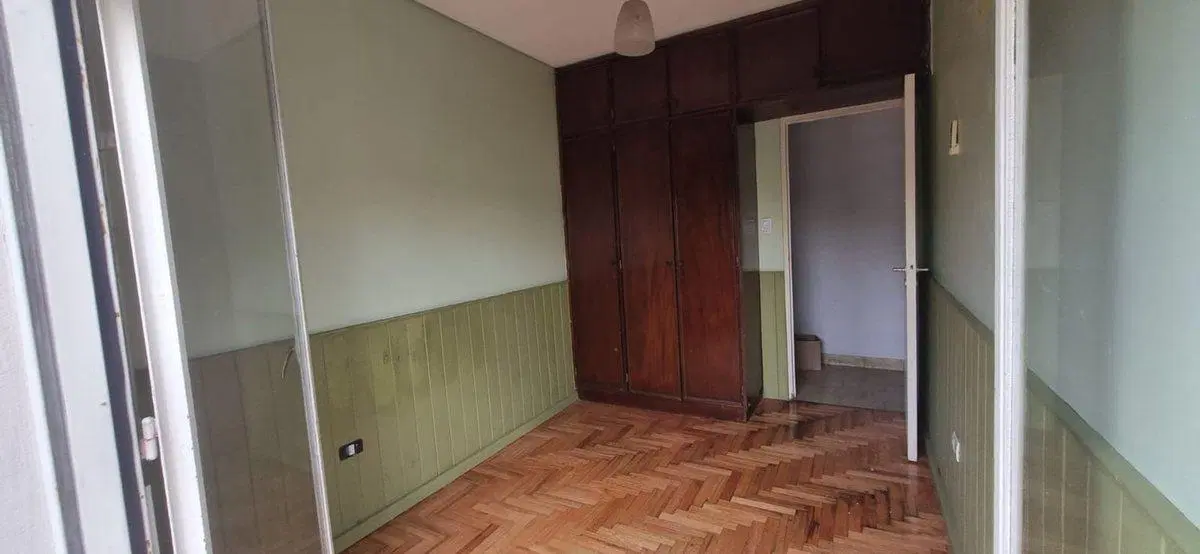 Venta Depto. 3 Amb  bcón - Ramos Mejia - apto Cre. 5