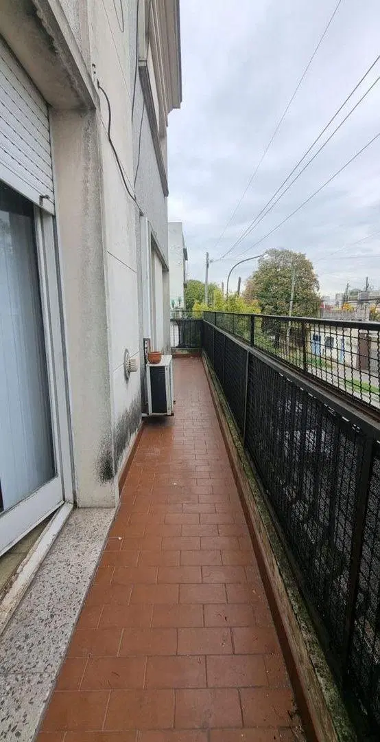 Venta Depto. 3 Amb  bcón - Ramos Mejia - apto Cre. 2