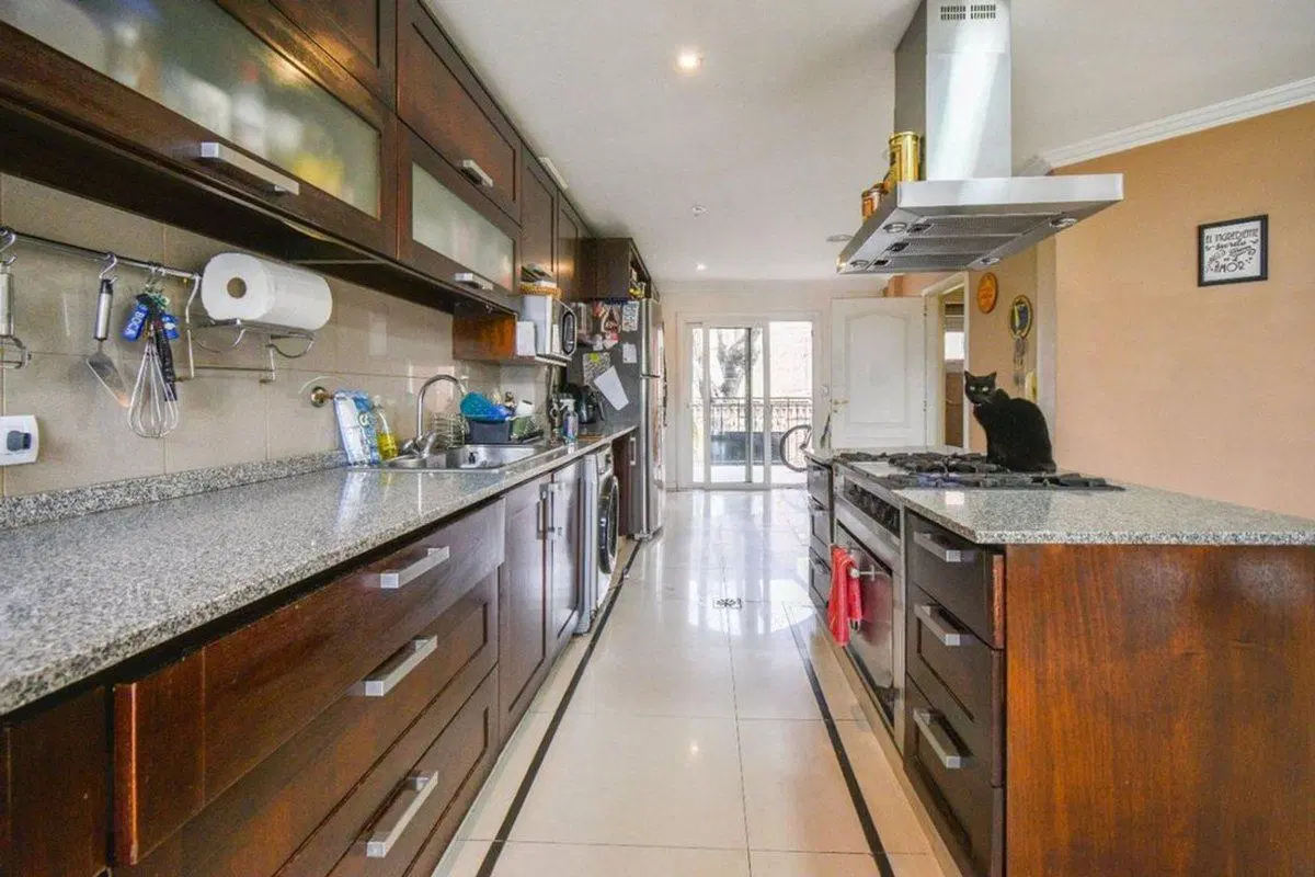 Venta Casa zona residencial de Haedo 3