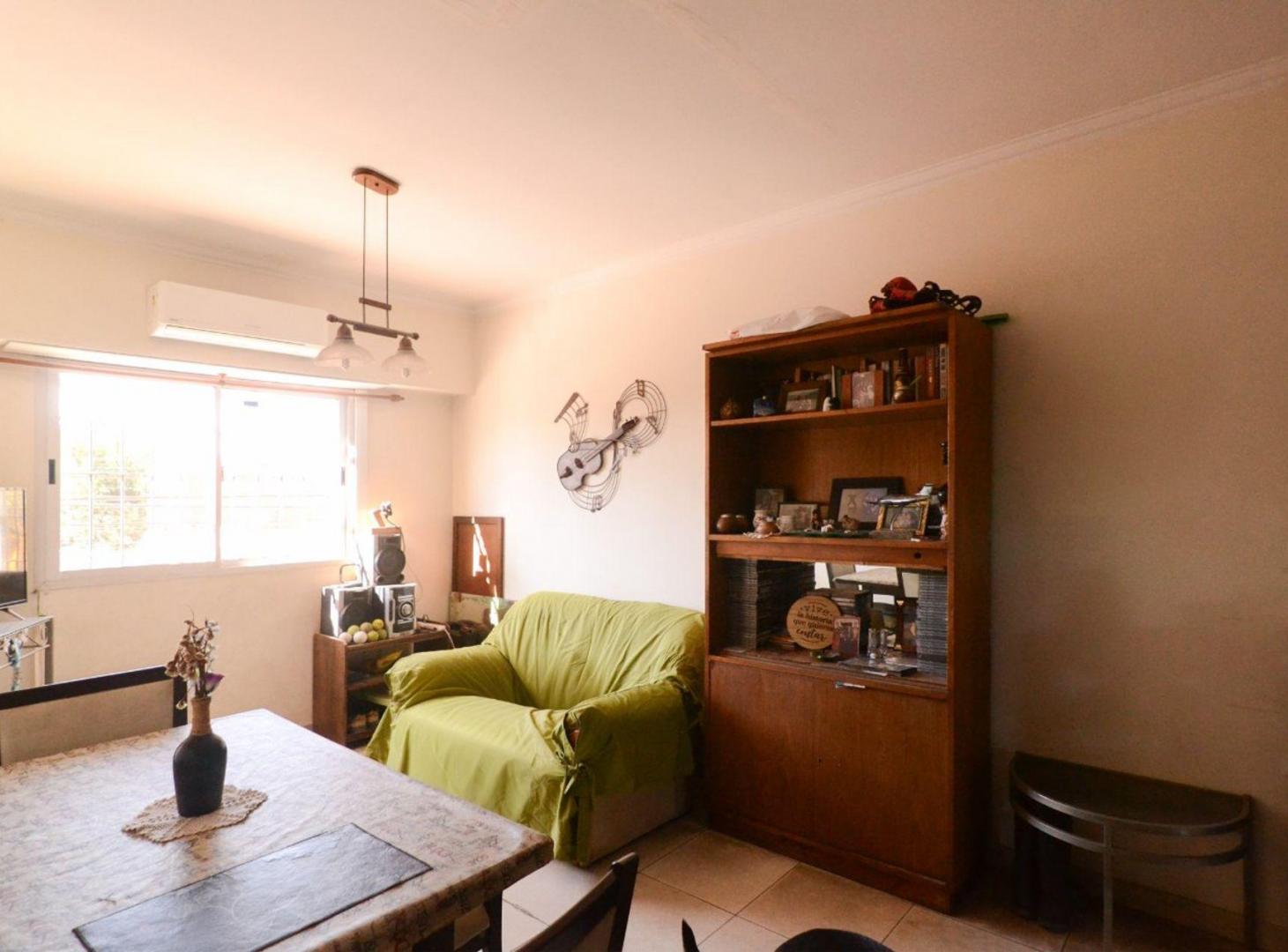 Venta PH, 3 Amb, Caseros, c/terraza propia